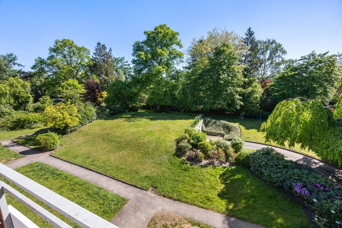 Immobilienangebot - Hamburg / Rahlstedt - Alle - Alt-Rahlstedt: Attraktive 3 - Zimmer Wohnung mit großen Dachterrassen sowie TG - Stellplatz