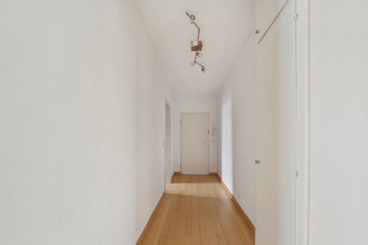 Immobilienangebot - Hamburg / Farmsen-Berne - Alle - Charmante Dachgeschosswohnung in ruhiger Lage mit großer Dachterrasse