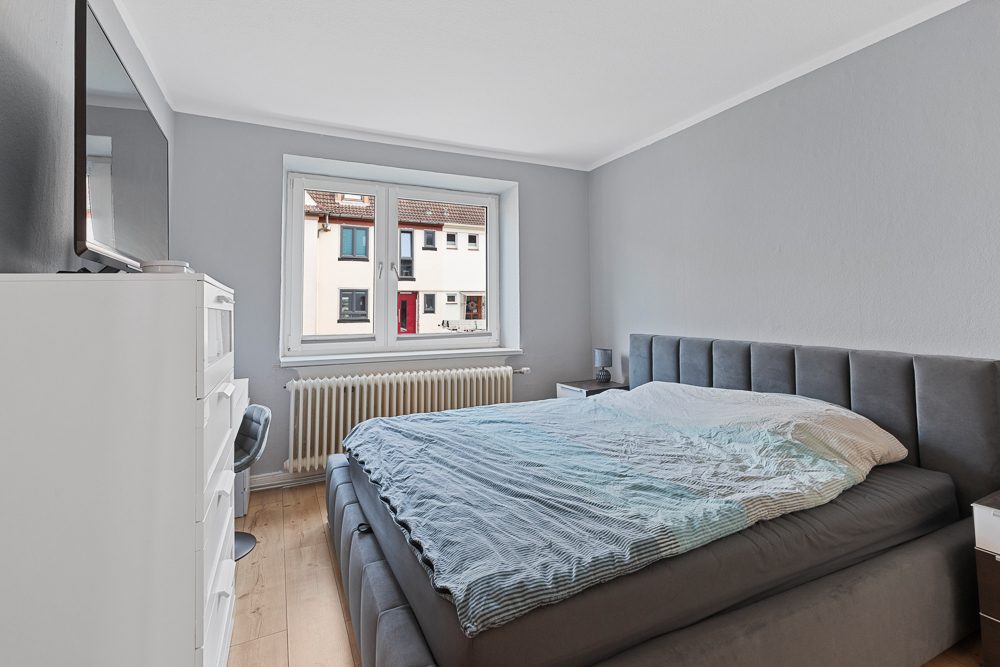 Immobilienangebot - Lübeck - Alle - Zinshaus mit 3 vermieteten Wohnungen in ruhiger Wohnlage von Lübeck!