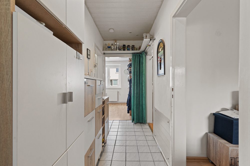 Immobilienangebot - Lübeck - Alle - Zinshaus mit 3 vermieteten Wohnungen in ruhiger Wohnlage von Lübeck!