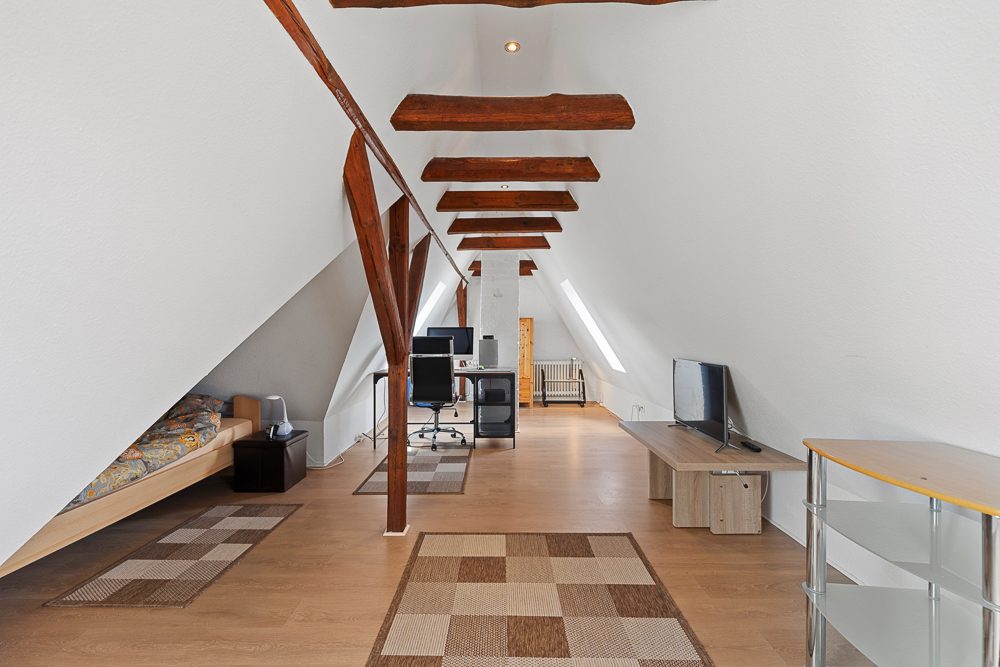 Immobilienangebot - Lübeck - Alle - Zinshaus mit 3 vermieteten Wohnungen in ruhiger Wohnlage von Lübeck!