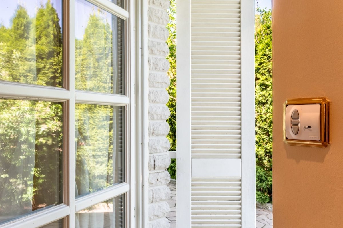 Immobilienangebot - Hamburg / Volksdorf - Alle - Repräsentative Villa mit exklusiver Ausstattung in bester Lage von Hamburg-Volksdorf!