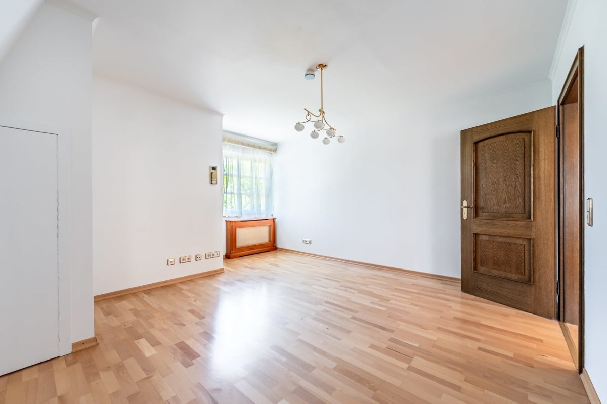 Immobilienangebot - Hamburg / Volksdorf - Alle - Repräsentative Villa mit exklusiver Ausstattung in bester Lage von Hamburg-Volksdorf!
