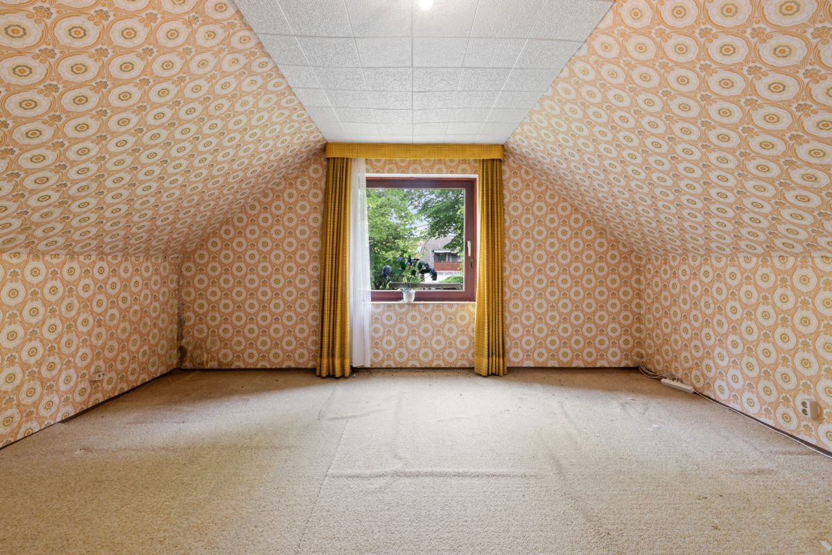 Immobilienangebot - Hamburg / Rahlstedt - Alle - Wer macht mich wieder schön?! Einfamilienhaus in ruhiger Nebenstraße nah am Naturschutzgebiet !