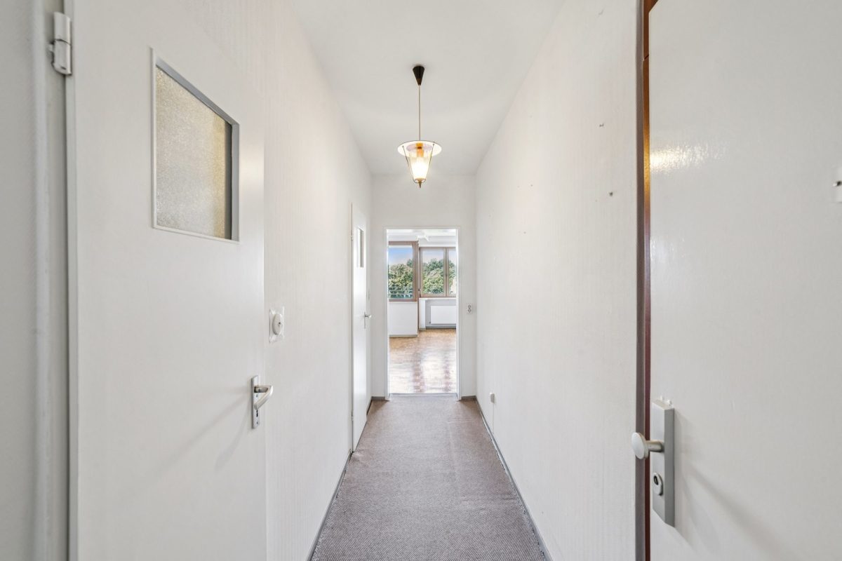 Immobilienangebot - Hamburg / Sasel - Alle - Schöne 1-Zimmer-Wohnung: Mit überragendem Blick ins Grüne über die Dächer von Hamburg-Sasel