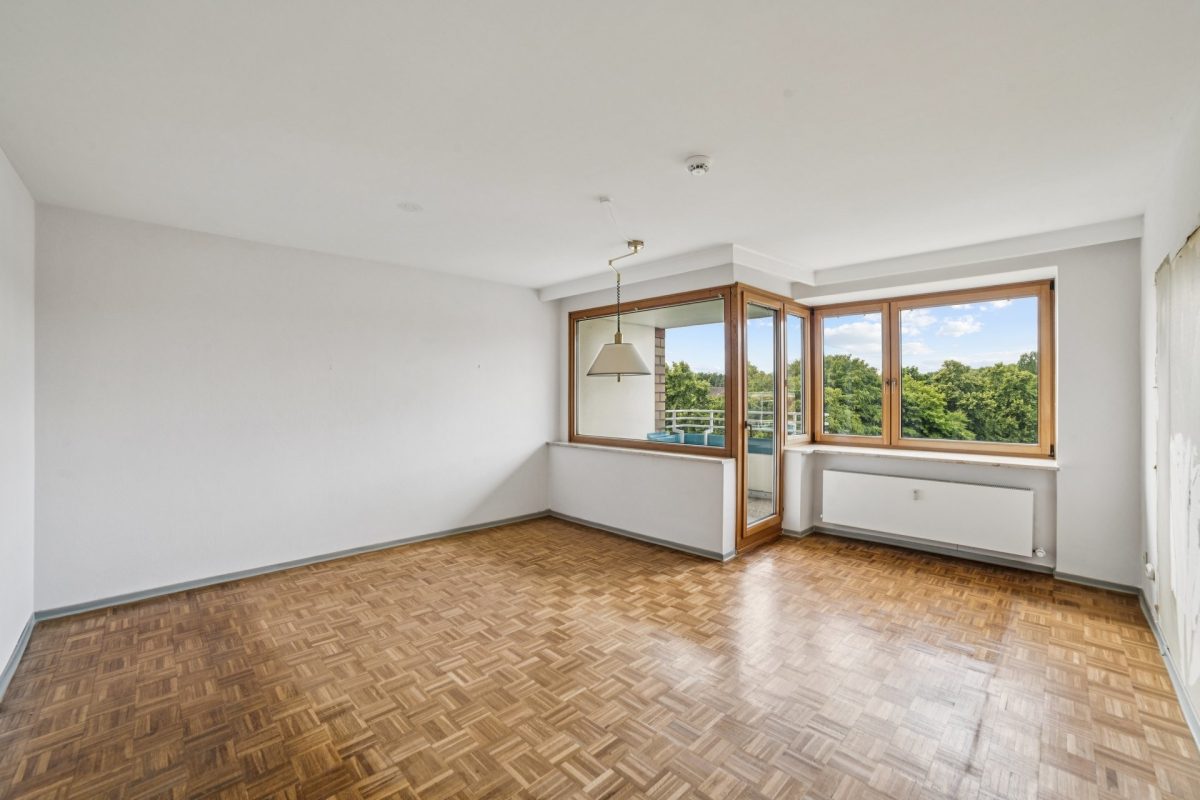 Immobilienangebot - Hamburg / Sasel - Alle - Schöne 1-Zimmer-Wohnung: Mit überragendem Blick ins Grüne über die Dächer von Hamburg-Sasel