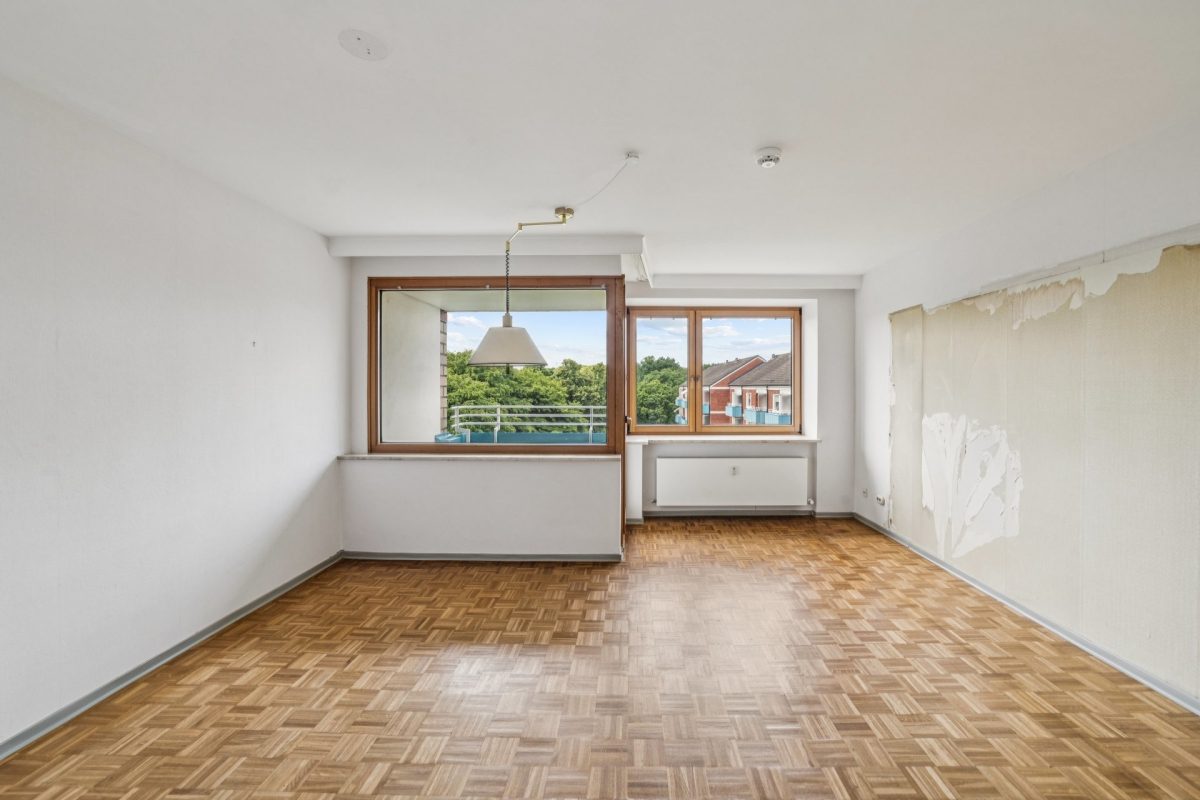 Immobilienangebot - Hamburg / Sasel - Alle - Schöne 1-Zimmer-Wohnung: Mit überragendem Blick ins Grüne über die Dächer von Hamburg-Sasel