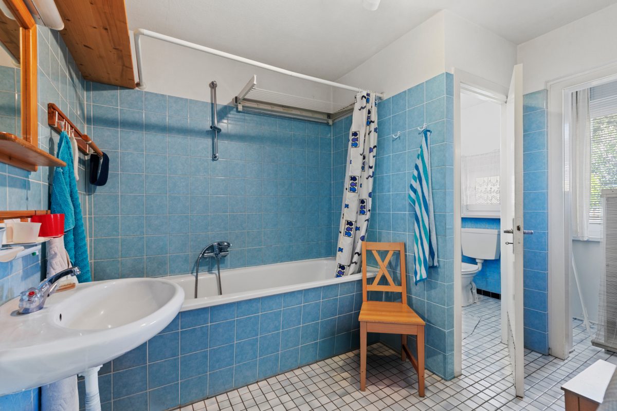 Immobilienangebot - Hamburg / Rahlstedt - Alle - Bezugsfrei ab 01.07.2026 ! Großzügiges Doppelreihenhaus mit 2 Einheiten in ruhiger Anliegerstraße !