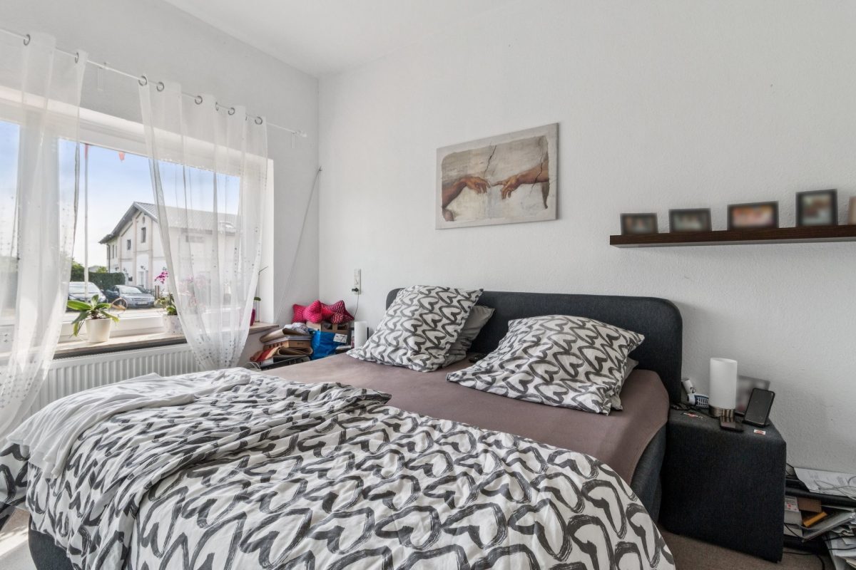 Immobilienangebot - Lüchow - Alle - Gepflegtes Zweifamilienhaus mit Garten, Dachterrasse und zwei separaten Eingängen