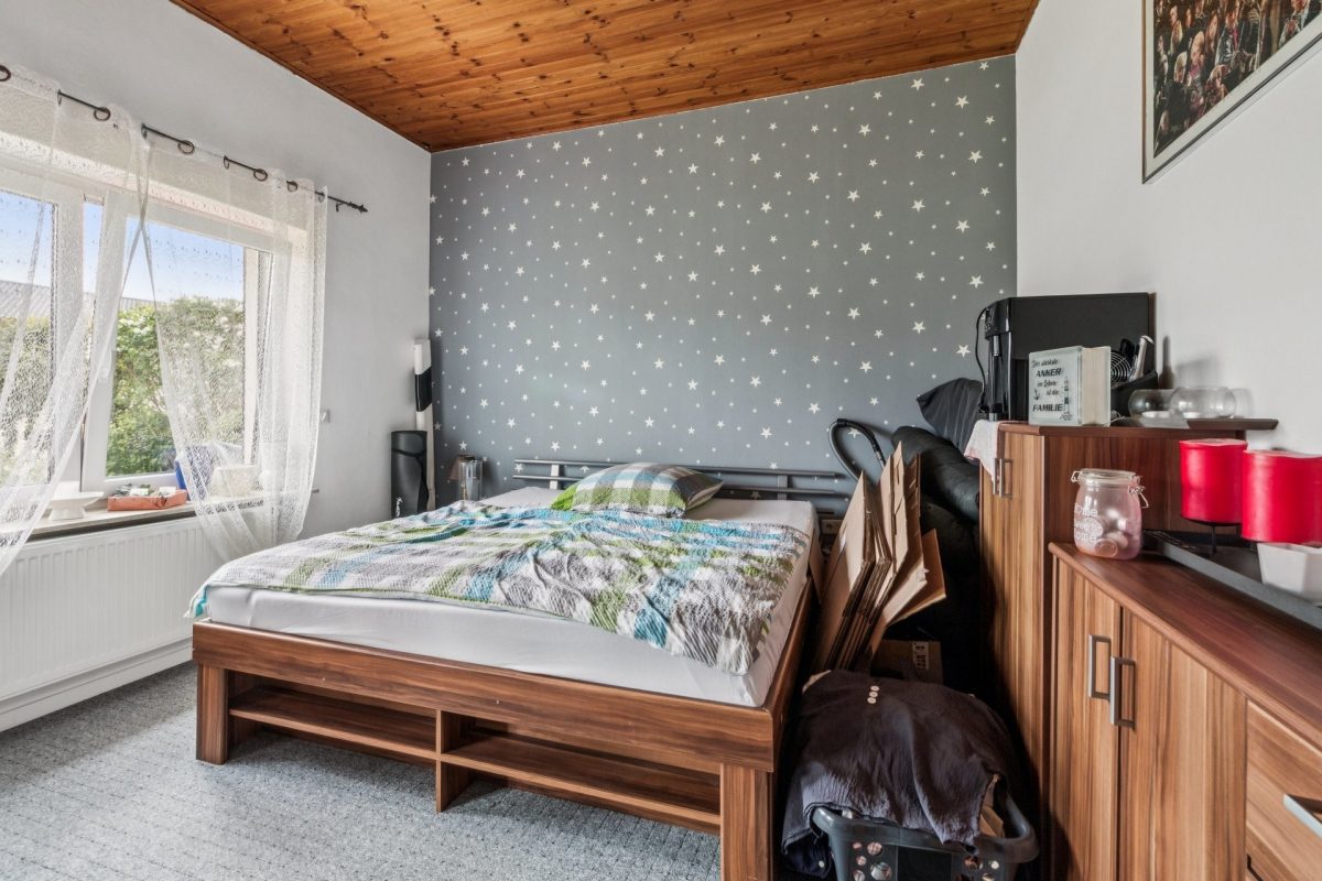 Immobilienangebot - Lüchow - Alle - Gepflegtes Zweifamilienhaus mit Garten, Dachterrasse und zwei separaten Eingängen