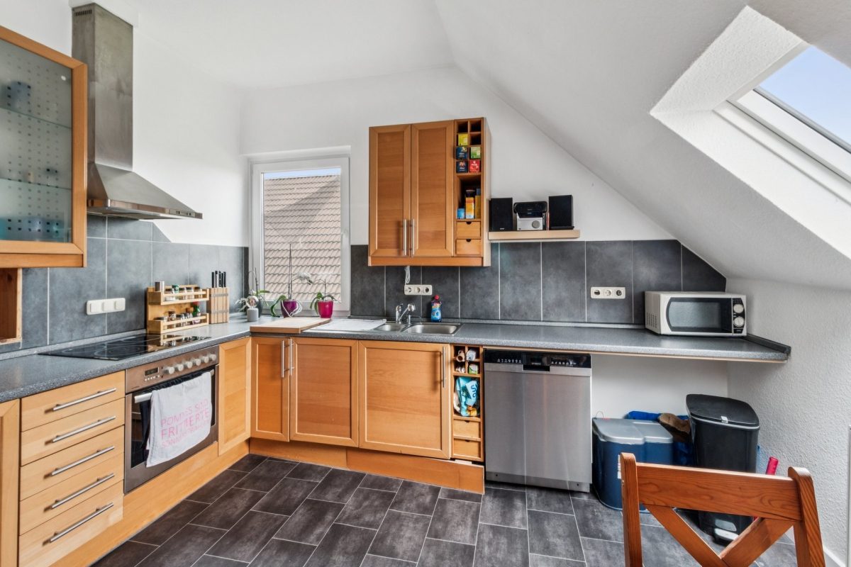 Immobilienangebot - Lüchow - Alle - Gepflegtes Zweifamilienhaus mit Garten, Dachterrasse und zwei separaten Eingängen