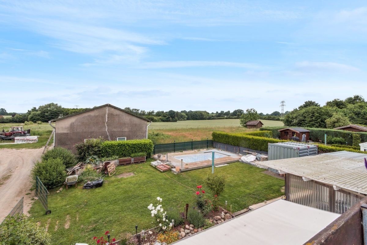 Immobilienangebot - Lüchow - Alle - Gepflegtes Zweifamilienhaus mit Garten, Dachterrasse und zwei separaten Eingängen