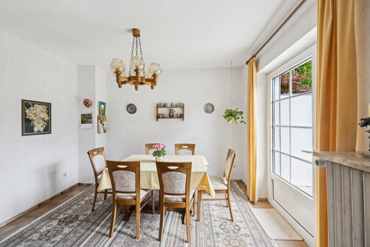 Immobilienangebot - Hamburg / Rahlstedt - Alle - Doppelhaushälfte in ruhiger Wohnlage mit Garten in Oldenfelde