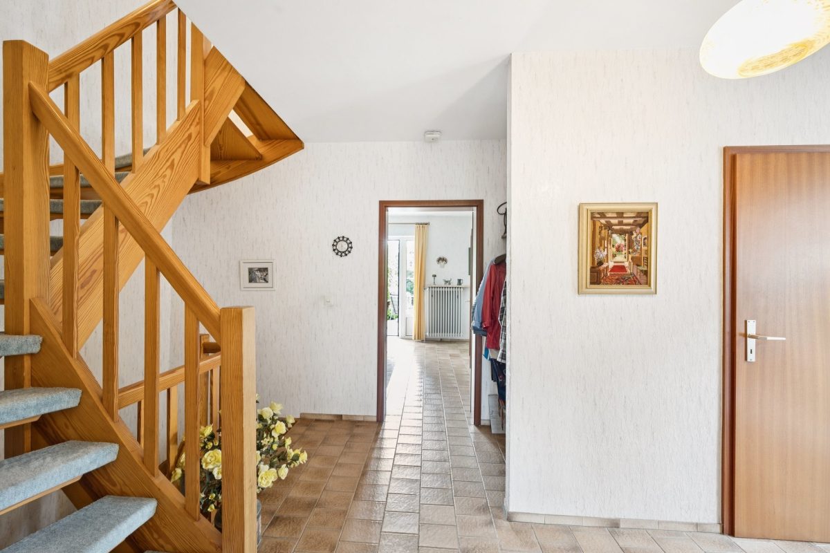 Immobilienangebot - Hamburg / Rahlstedt - Alle - Doppelhaushälfte in ruhiger Wohnlage mit Garten in Oldenfelde