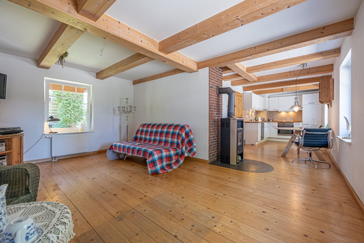 Immobilienangebot - Büdelsdorf - Alle - Klein fein mein - für Singles oder Paare
Doppelhaushälfte zum sofortigen Bezug