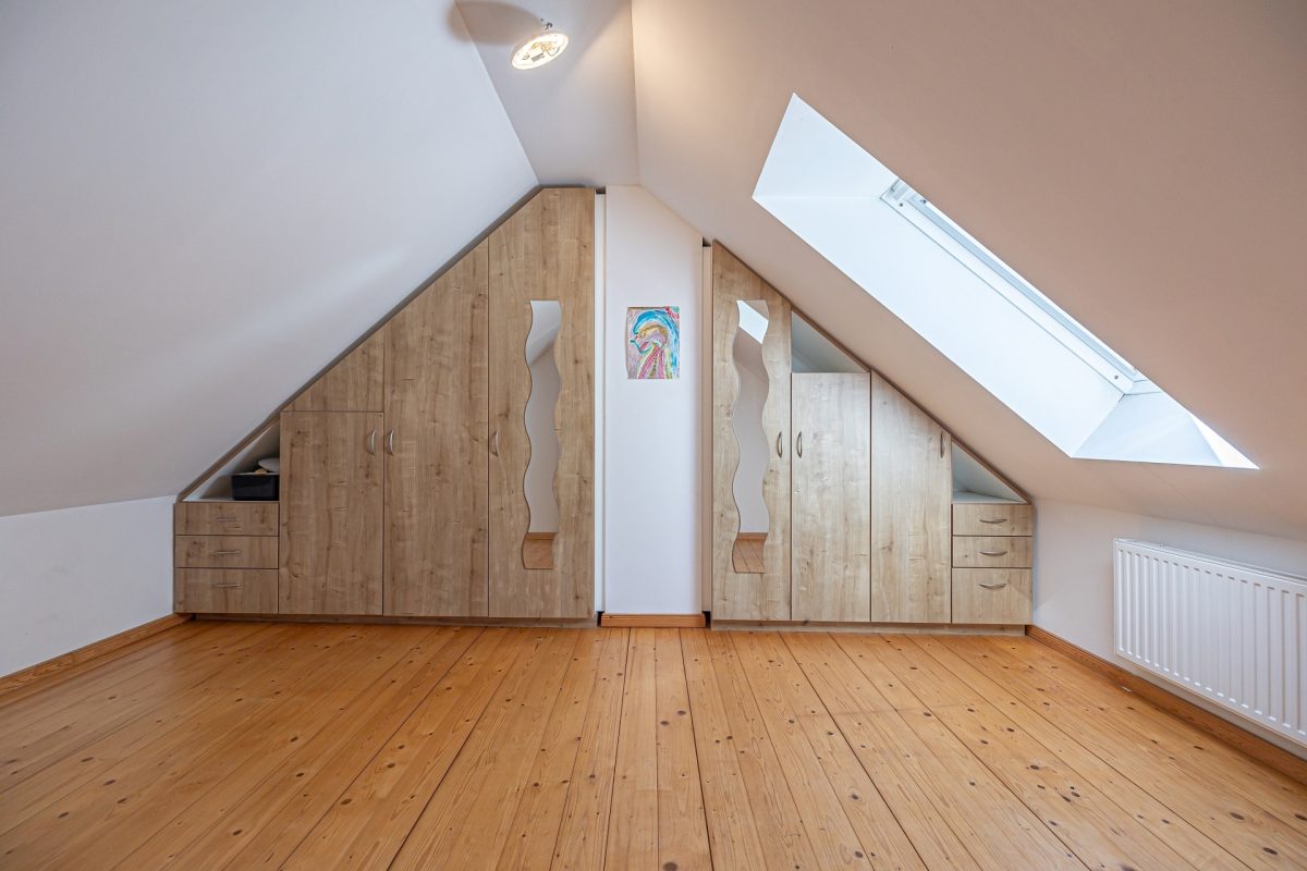 Immobilienangebot - Büdelsdorf - Alle - Klein fein mein - für Singles oder Paare
Doppelhaushälfte zum sofortigen Bezug