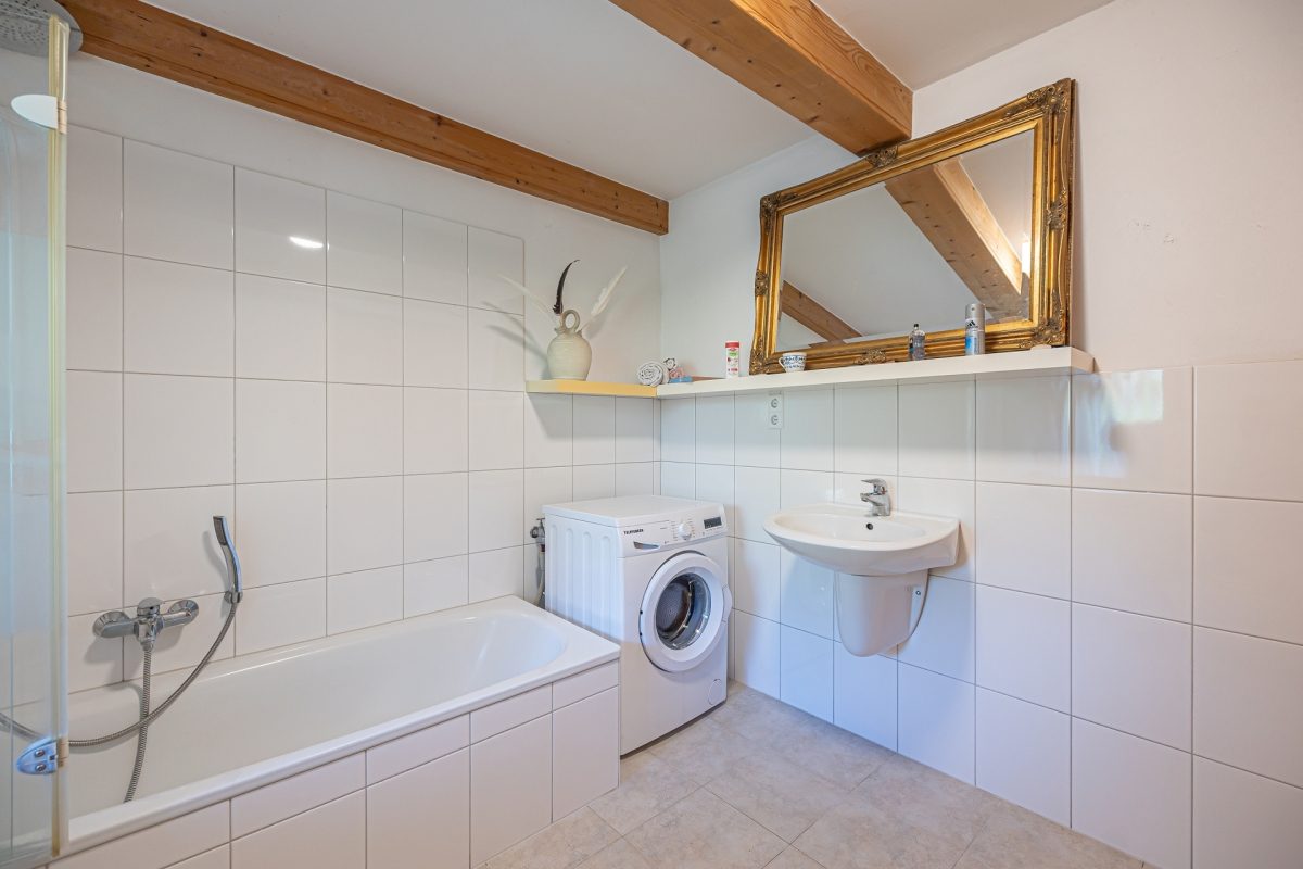 Immobilienangebot - Büdelsdorf - Alle - Klein fein mein - für Singles oder Paare
Doppelhaushälfte zum sofortigen Bezug