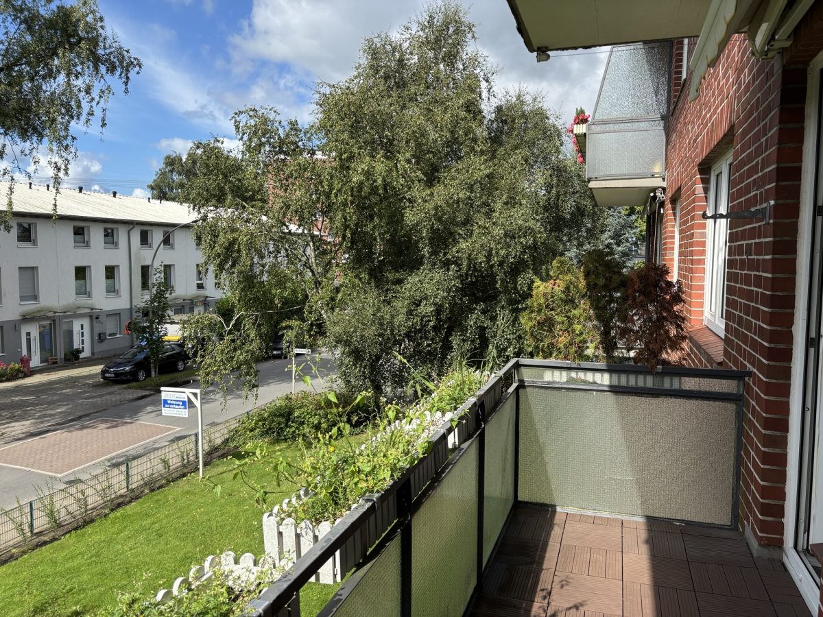 Immobilienangebot - Halstenbek - Alle - NUR NOCH WARTELISTE !!!
Helle 3-Zimmer-Wohnung mit Balkon in ruhiger Lage von Halstenbek  –