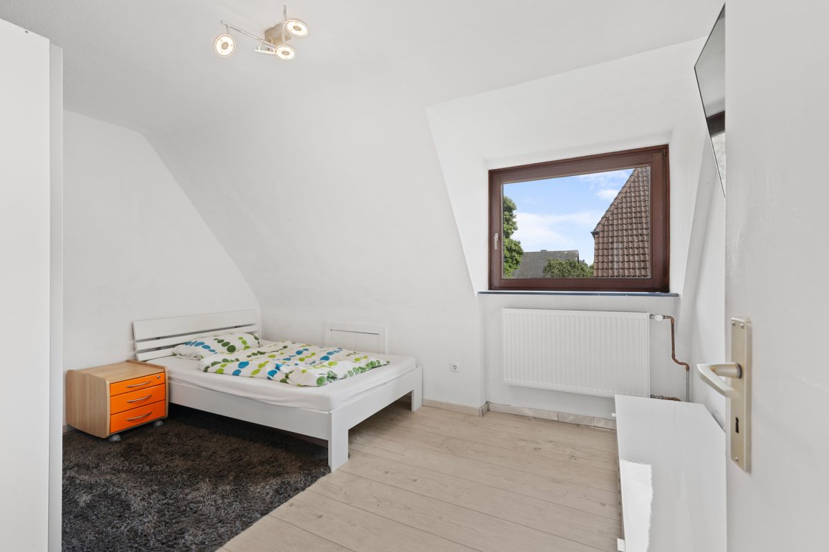 Immobilienangebot - Barsbüttel / Stellau - Alle - Einfamilienhaus mit vielen Möglichkeiten in ruhiger Anliegerstraße von Barsbüttel-Stellau !!!