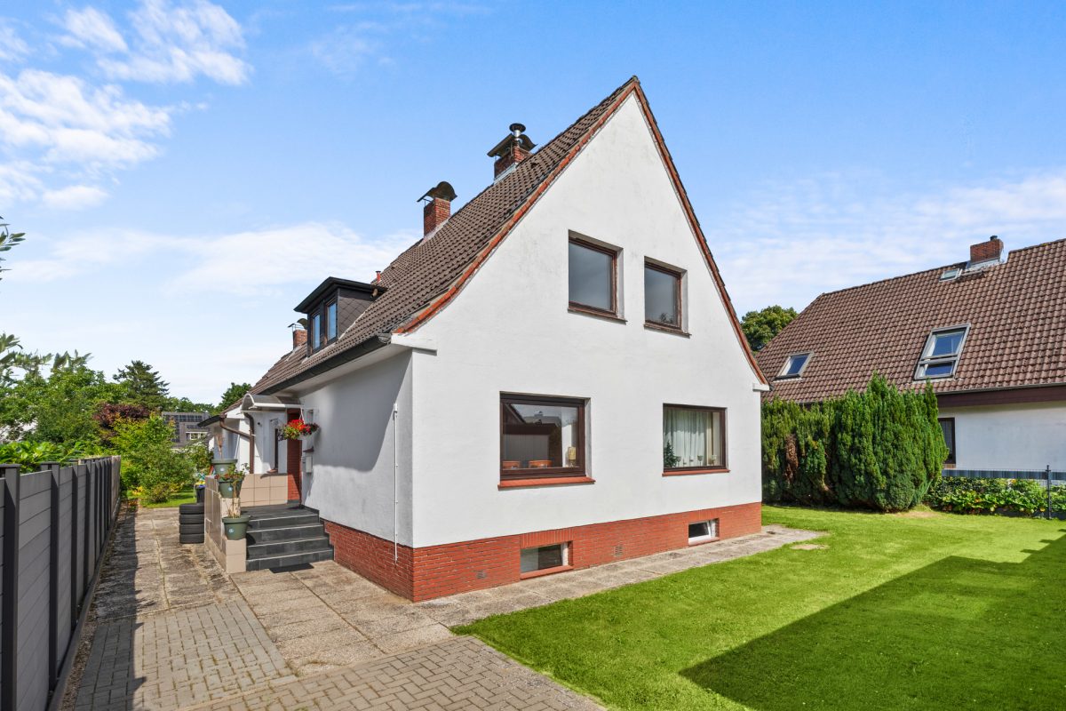 Immobilienangebot - Barsbüttel / Stellau - Alle - Einfamilienhaus mit vielen Möglichkeiten in ruhiger Anliegerstraße von Barsbüttel-Stellau !!!
