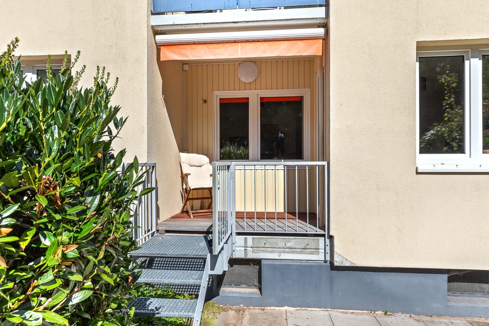 Immobilienangebot - Ammersbek / Lottbek - Alle - Hochwertige 3 Zimmer EG Wohnung im Grünen mit Terrasse, ca. 35 Minuten zur City mit der U-Bahn U1