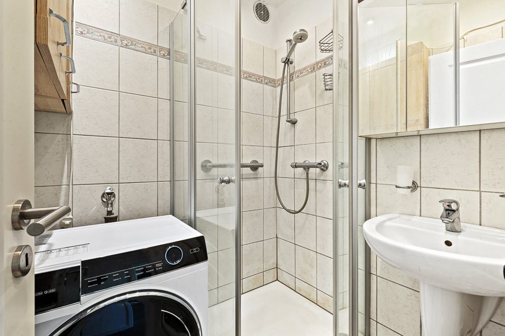 Immobilienangebot - Ammersbek / Lottbek - Alle - Hochwertige 3 Zimmer EG Wohnung im Grünen mit Terrasse, ca. 35 Minuten zur City mit der U-Bahn U1
