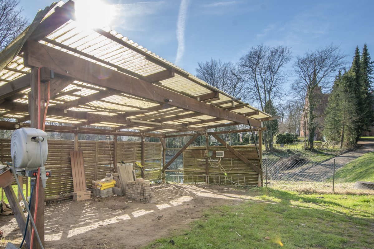 Immobilienangebot - Todenbüttel - Alle - Immobilie mit Entwicklungspotenzial für zwei Wohneinheiten und Gewerbenutzung