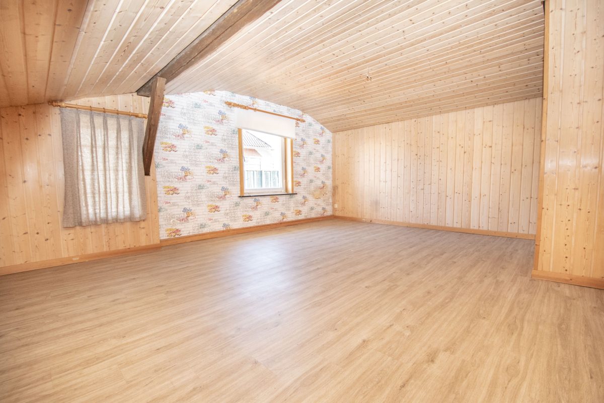 Immobilienangebot - Todenbüttel - Alle - Immobilie mit Entwicklungspotenzial für zwei Wohneinheiten und Gewerbenutzung