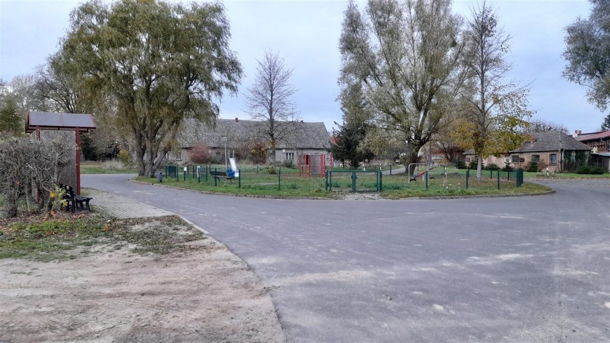 Immobilienangebot - Malchin - Alle - Courtagefreies Baugrundstück für Wohnen und Gewerbe
auch Teilung möglich
