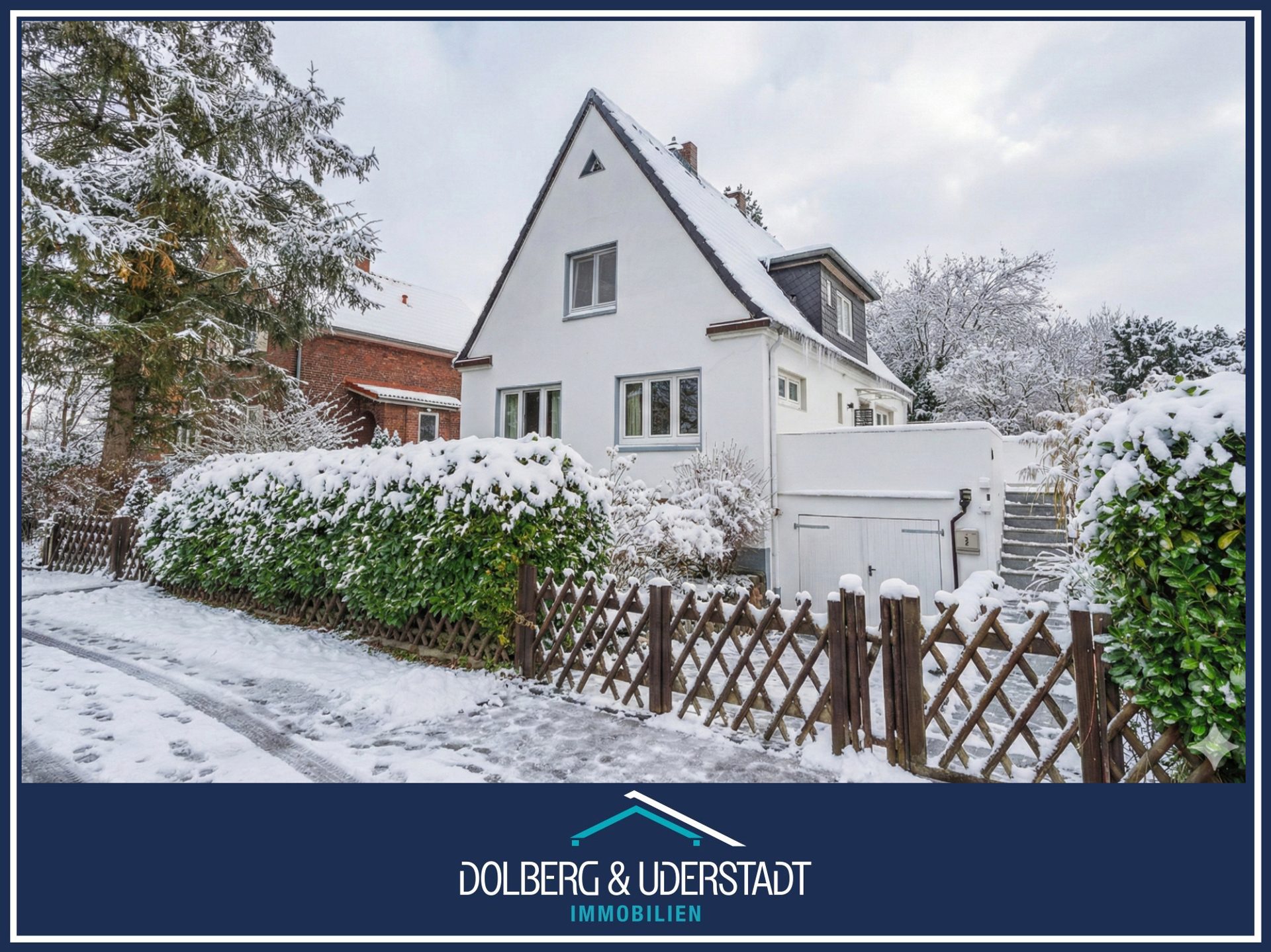 Immobilienangebot - Hamburg / Rahlstedt - Alle - NUR NOCH WARTELISTE ! Vermietetes Zweifamilienhaus in beliebter zentraler Lage von Hamburg-Rahlstedt