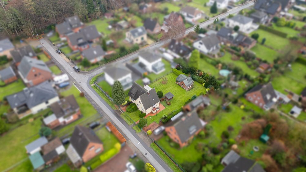 Immobilienangebot - Hamburg / Billstedt - Alle - Großzügiges Grundstück mit vielseitigem Entwicklungspotenzial