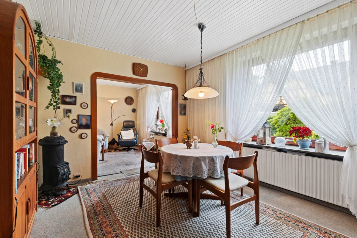 Immobilienangebot - Hamburg / Rahlstedt - Alle - Gepflegtes Einfamilienhaus in beliebter Anliegerstraße von HH-Rahlstedt