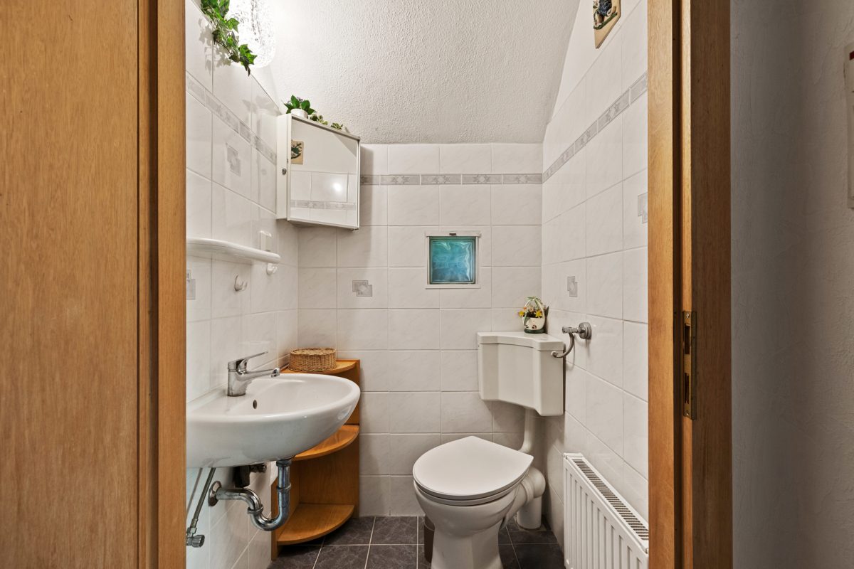 Immobilienangebot - Hamburg / Rahlstedt - Alle - Gepflegtes Einfamilienhaus in beliebter Anliegerstraße von HH-Rahlstedt