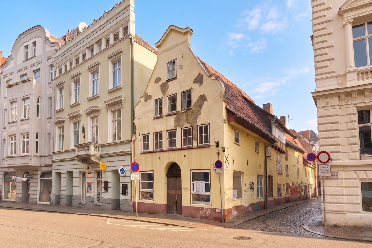 Immobilienangebot - Lübeck / Innenstadt - Alle - Wohn- und Geschäftshaus im Herzen des Lübecker Zentrums