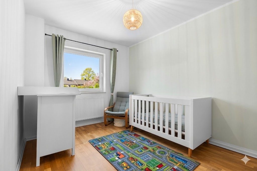 Immobilienangebot - Hamburg/ Harburg - Alle - Reihenmittelhaus mit Garten – modern, gepflegt und sofort bezugsfertig
