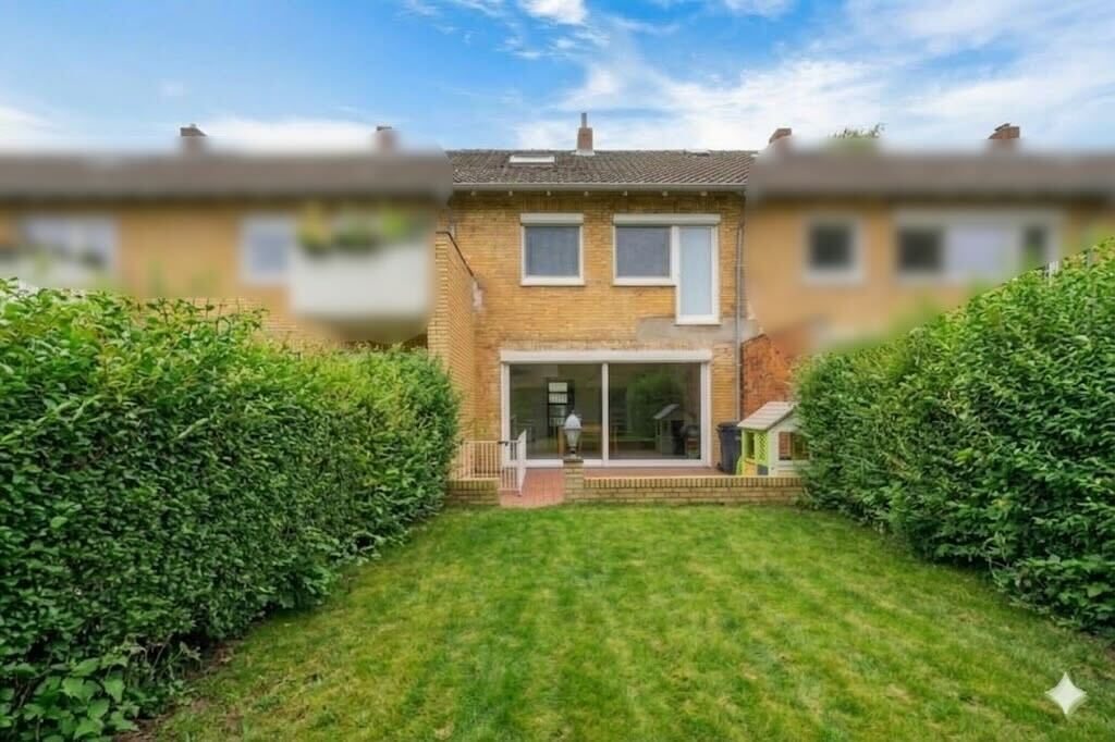 Immobilienangebot - Hamburg/ Harburg - Alle - Reihenmittelhaus mit Garten – modern, gepflegt und sofort bezugsfertig