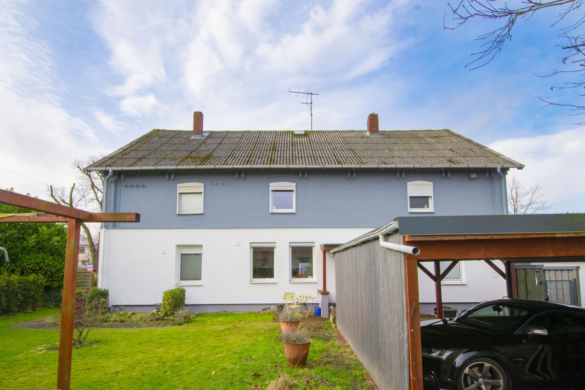 Immobilienangebot - Schenefeld - Alle - Großes Einfamilienhaus mit Einliegerwohnung 
im Herzen von Schenefeld b. Itzehoe