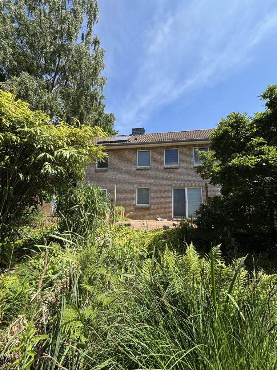 Immobilienangebot - Itzehoe - Alle - Gepflegtes Reihenendhaus mit fünf Zimmern und viel Platz