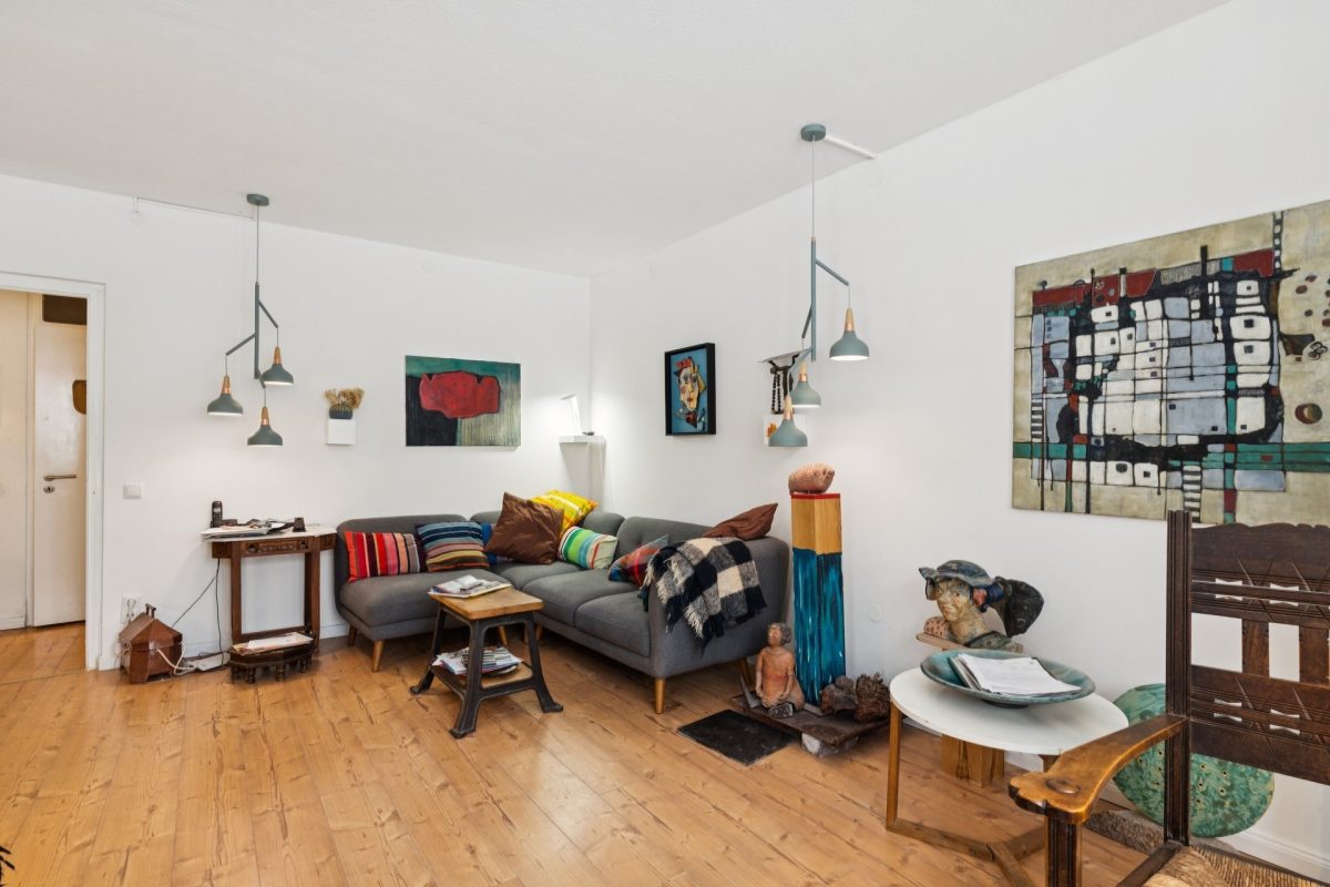 Immobilienangebot - Ammersbek / Lottbek - Alle - Große 4 Zimmer EG Wohnung in ruhiger Lage vor den Toren Hamburgs, mit U-Bahn ca. 35 Min zur HH-City
