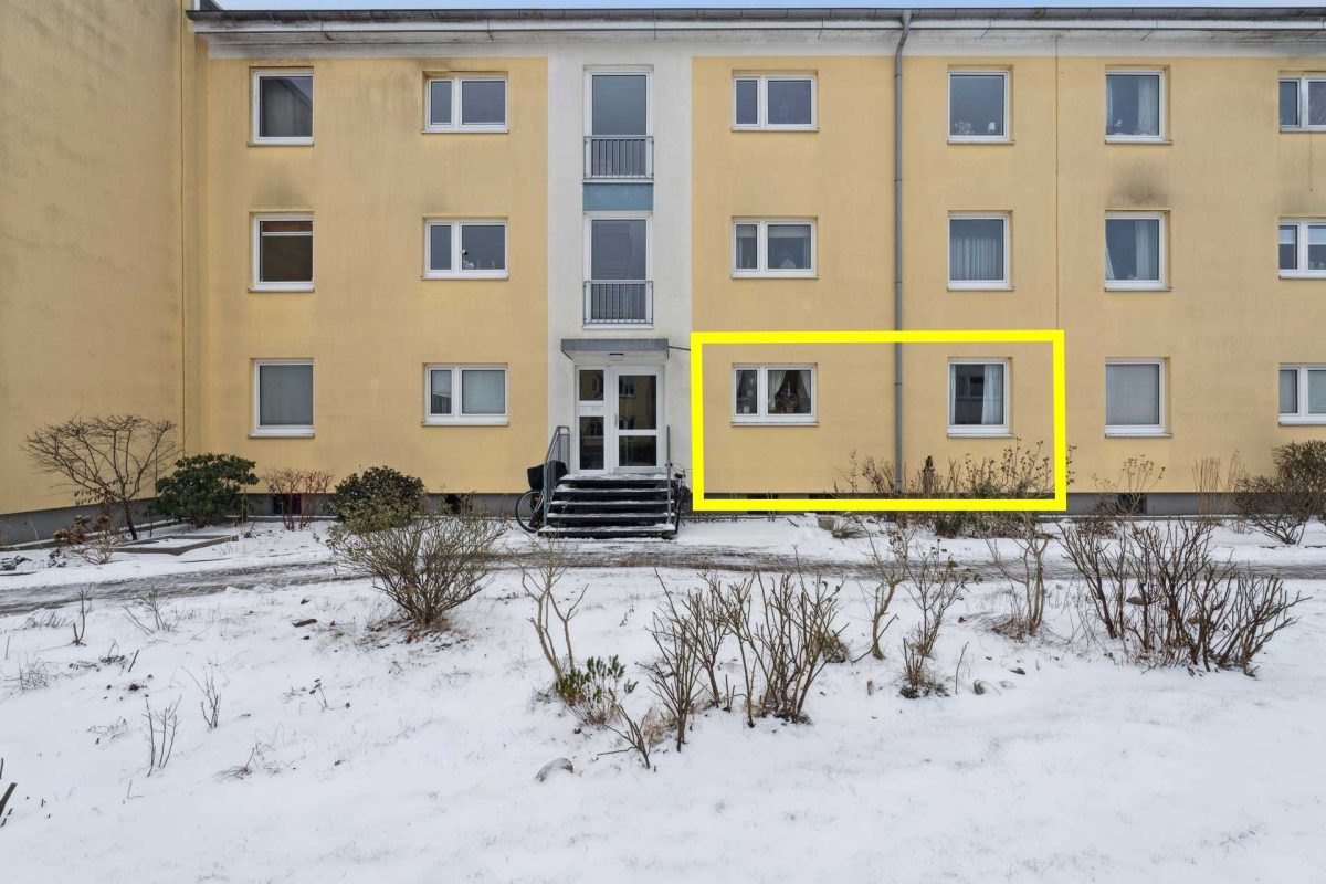 Immobilienangebot - Ammersbek / Lottbek - Alle - Große 4 Zimmer EG Wohnung in ruhiger Lage vor den Toren Hamburgs, mit U-Bahn ca. 35 Min zur HH-City