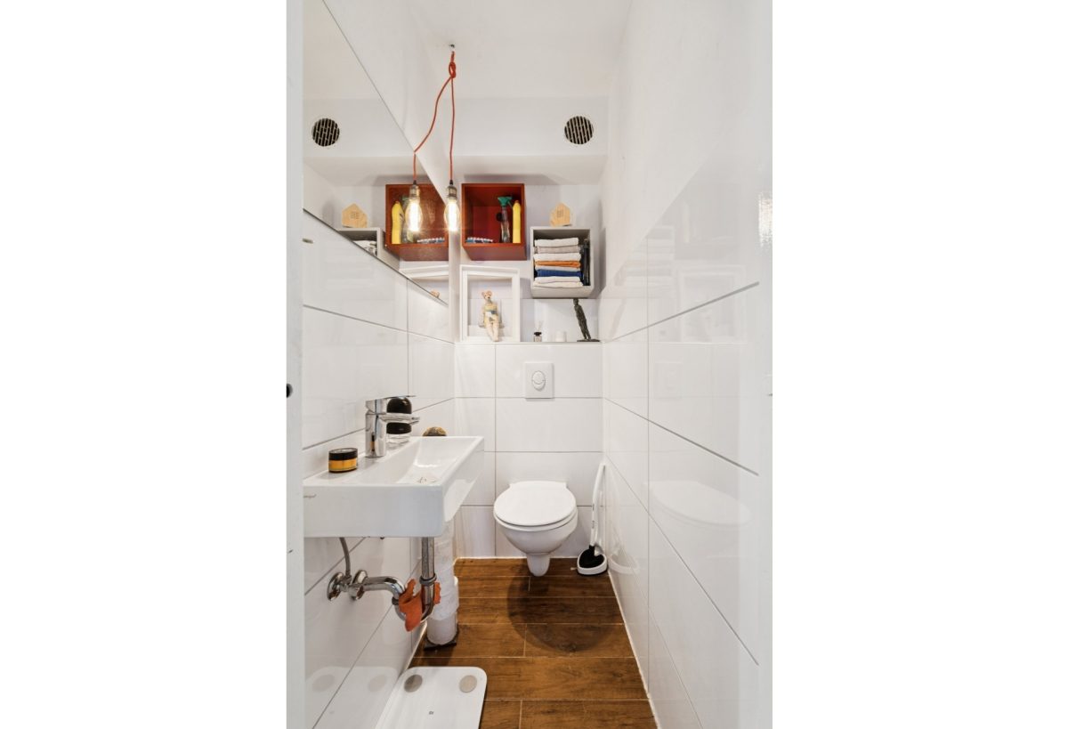 Immobilienangebot - Ammersbek / Lottbek - Alle - Große 4 Zimmer EG Wohnung in ruhiger Lage vor den Toren Hamburgs, mit U-Bahn ca. 35 Min zur HH-City