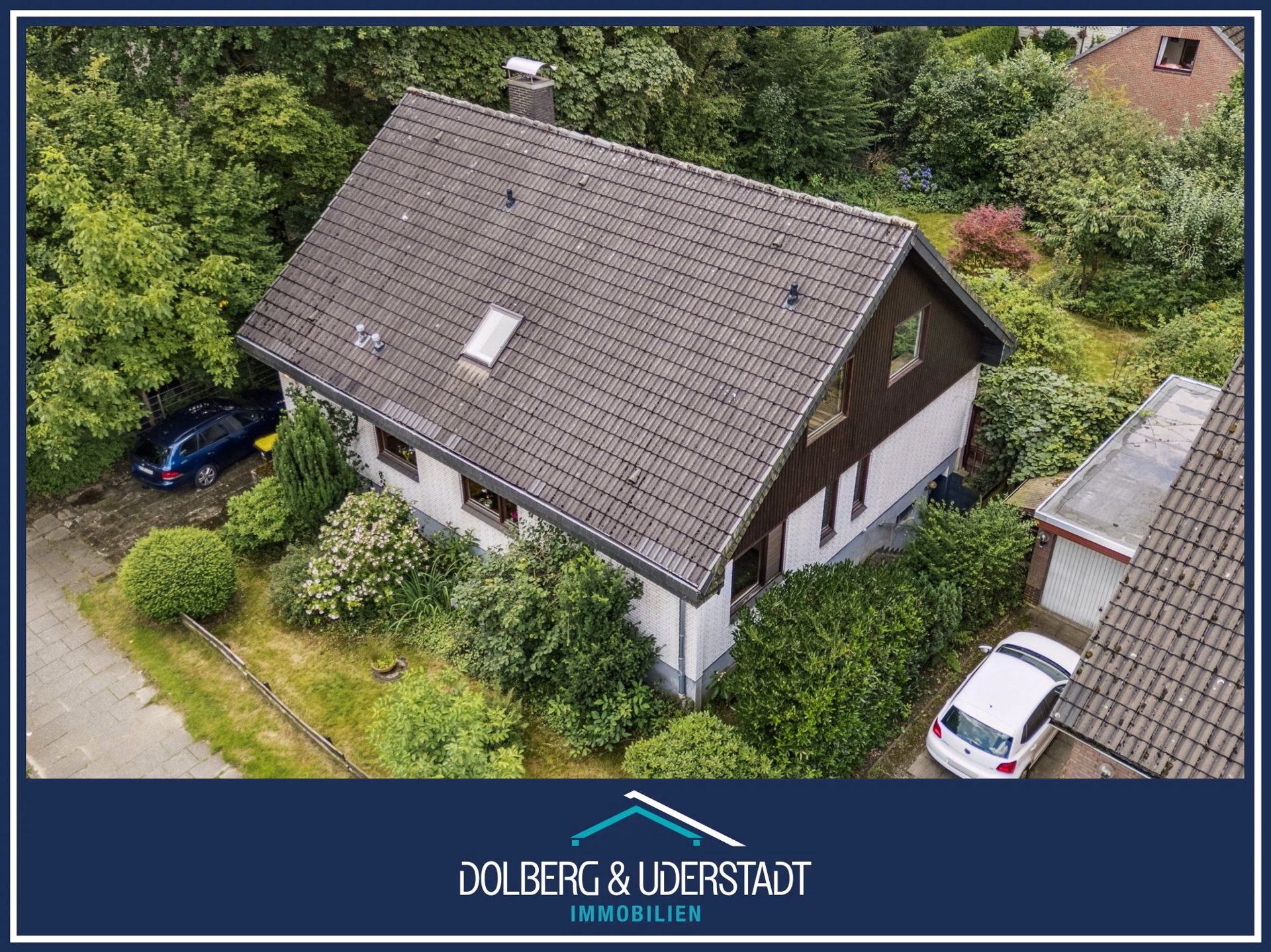Immobilienangebot - Hamburg / Meiendorf - Alle - Schönes Meiendorf: Großes Wohnhaus mit 8 Zimmern sowie Vollkeller und schönem Garten