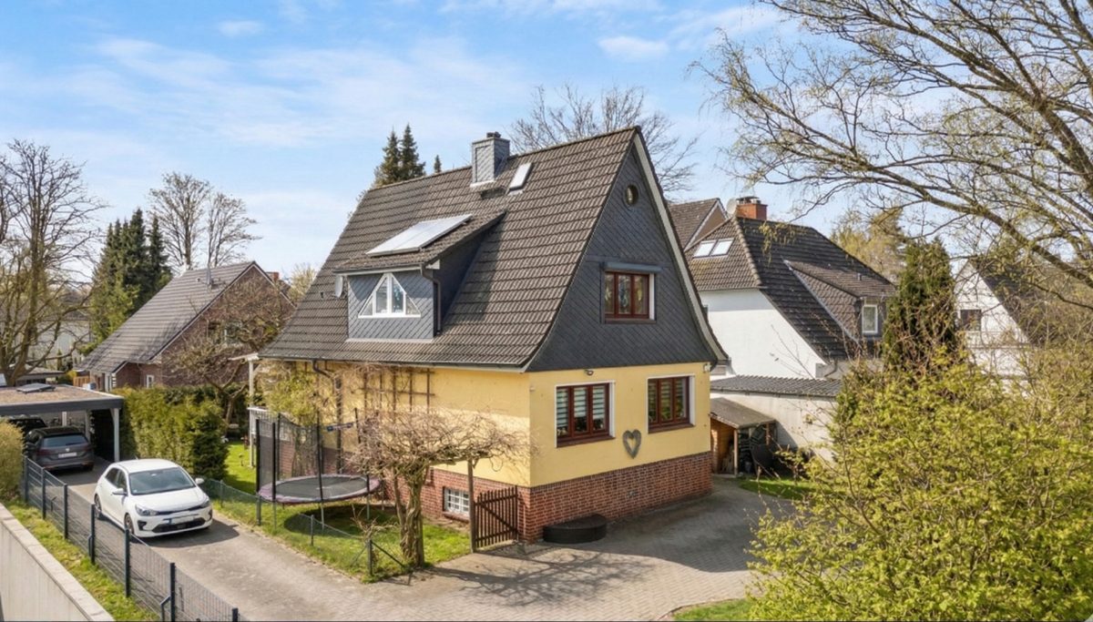 Immobilienangebot - Hamburg / Rahlstedt - Alle - Ihr modernisiertes familienfreundliches Zuhause im grünen Hamburg-Rahlstedt