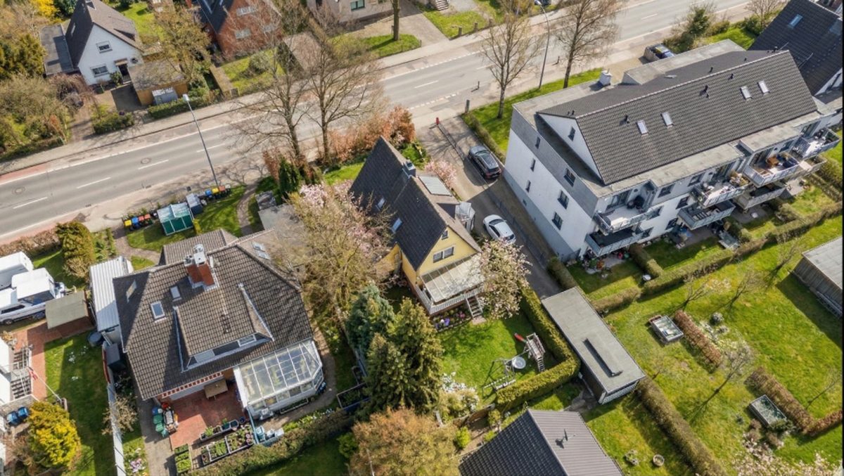 Immobilienangebot - Hamburg / Rahlstedt - Alle - Ihr modernisiertes familienfreundliches Zuhause im grünen Hamburg-Rahlstedt