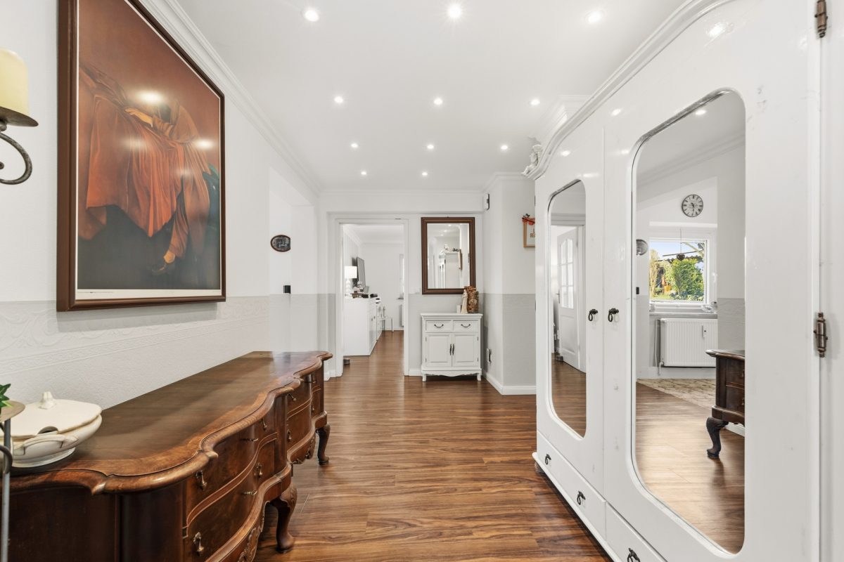 Immobilienangebot - Hamburg / Bramfeld - Alle - Charmanter Altbau trifft moderne Effizienz - vollvermietetes Renditeobjekt mit 5 Wohneinheiten