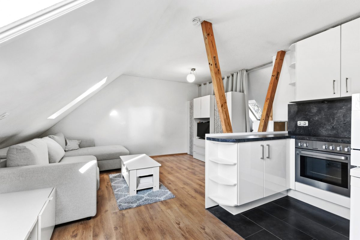 Immobilienangebot - Hamburg / Bramfeld - Alle - Charmanter Altbau trifft moderne Effizienz - vollvermietetes Renditeobjekt mit 5 Wohneinheiten