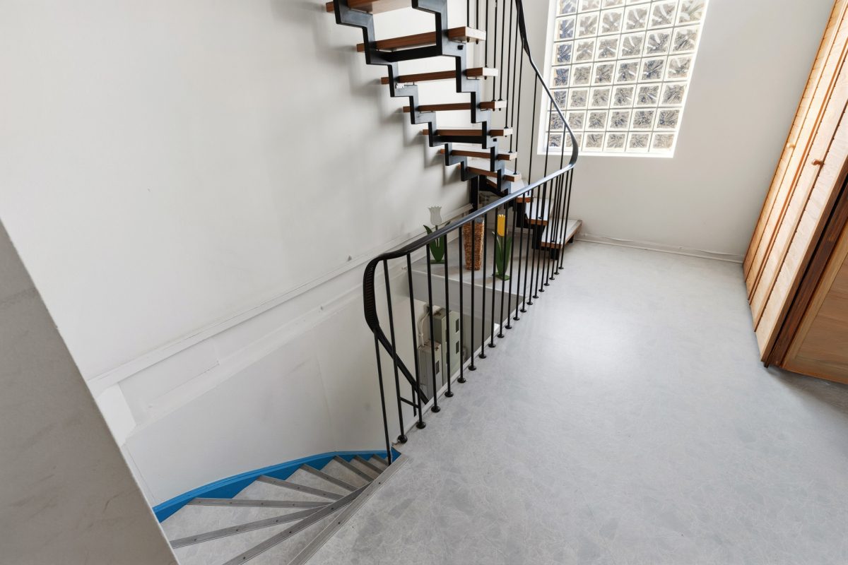 Immobilienangebot - Hamburg / Bramfeld - Alle - Charmanter Altbau trifft moderne Effizienz - vollvermietetes Renditeobjekt mit 5 Wohneinheiten
