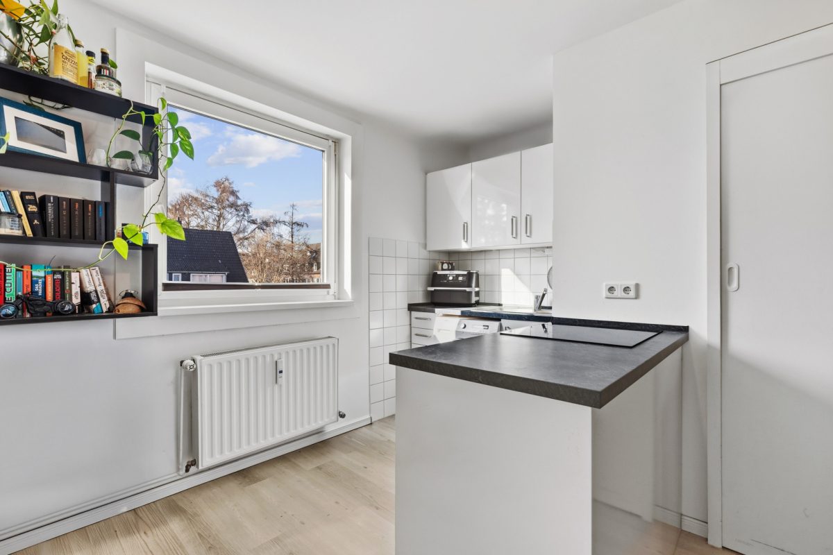 Immobilienangebot - Hamburg / Bramfeld - Alle - Charmanter Altbau trifft moderne Effizienz - vollvermietetes Renditeobjekt mit 5 Wohneinheiten