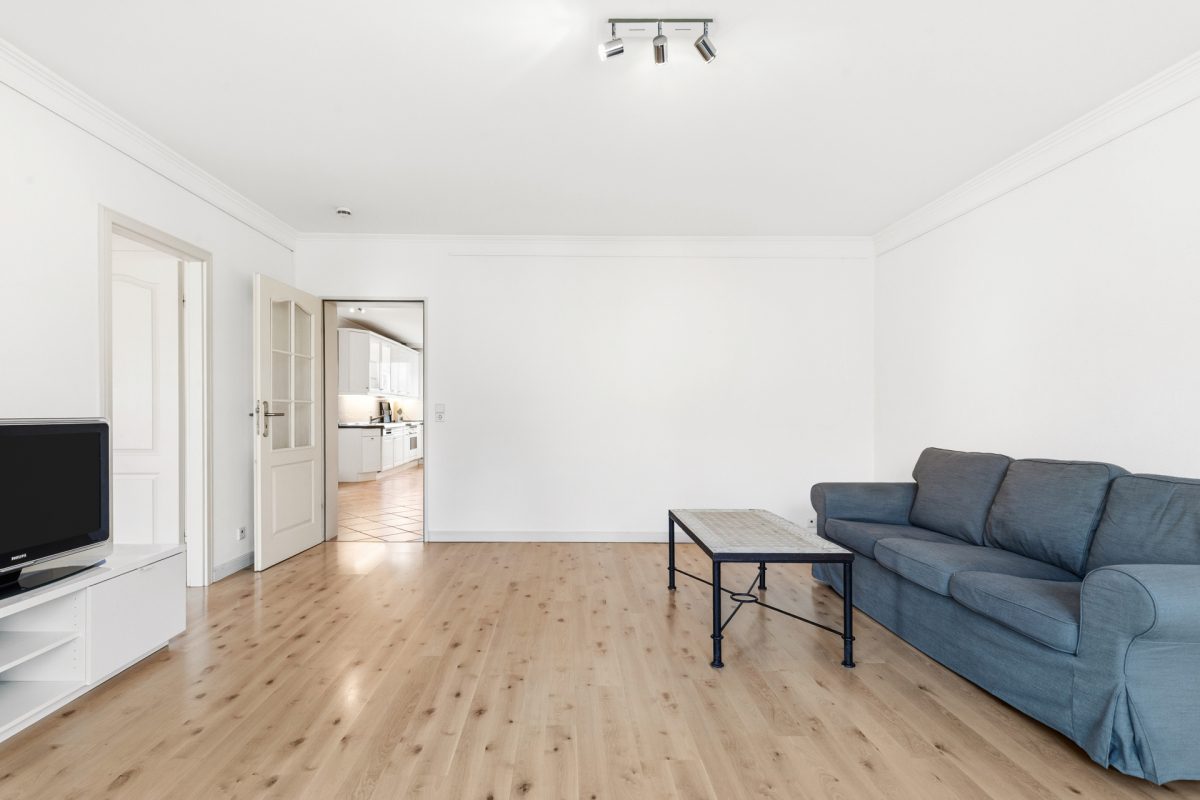 Immobilienangebot - Halstenbek - Alle - Lichtdurchfluteter Wohntraum: Sehr gepflegte 3-Zimmer-Wohnung mit einladendem Balkon