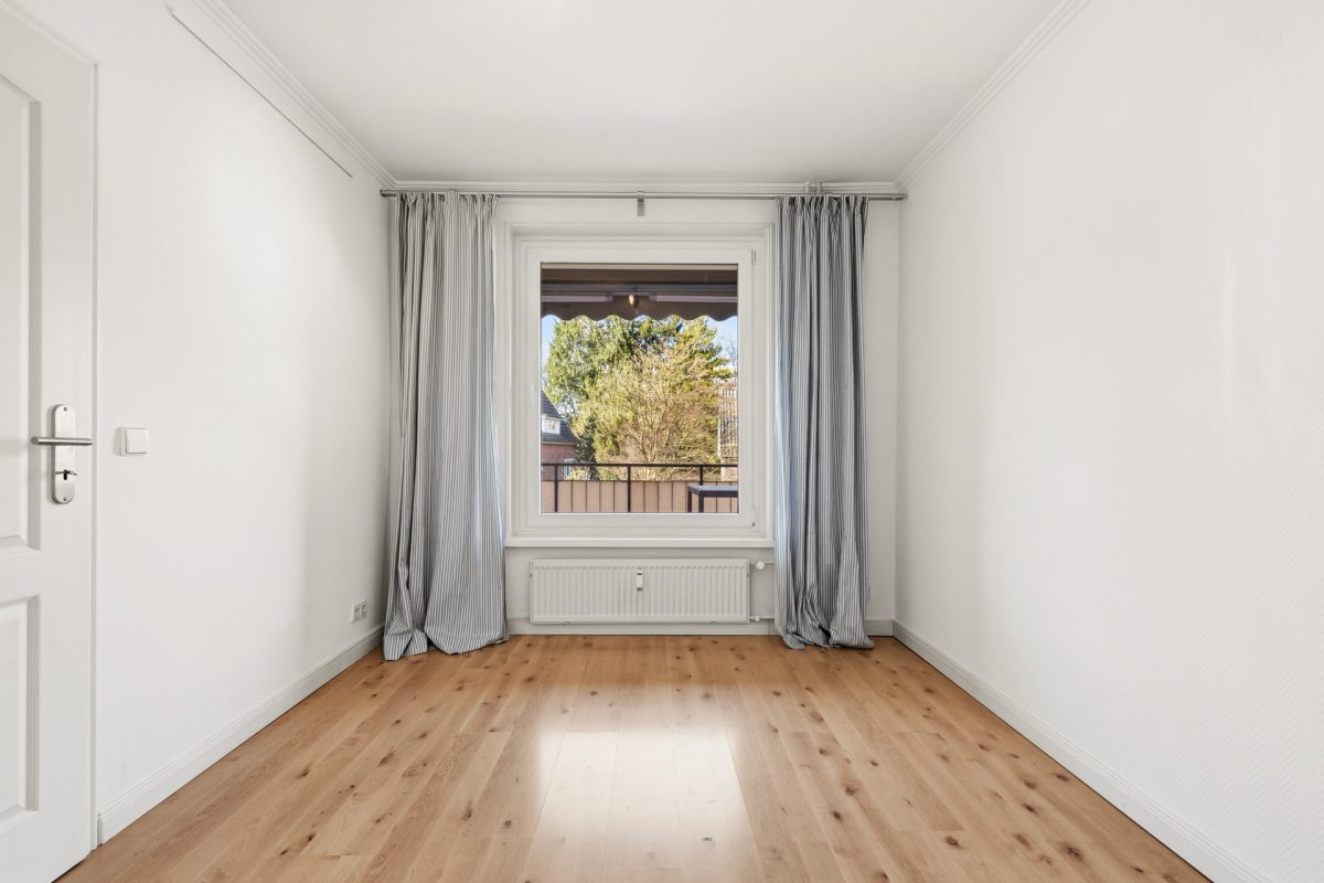 Immobilienangebot - Halstenbek - Alle - Lichtdurchfluteter Wohntraum: Sehr gepflegte 3-Zimmer-Wohnung mit einladendem Balkon